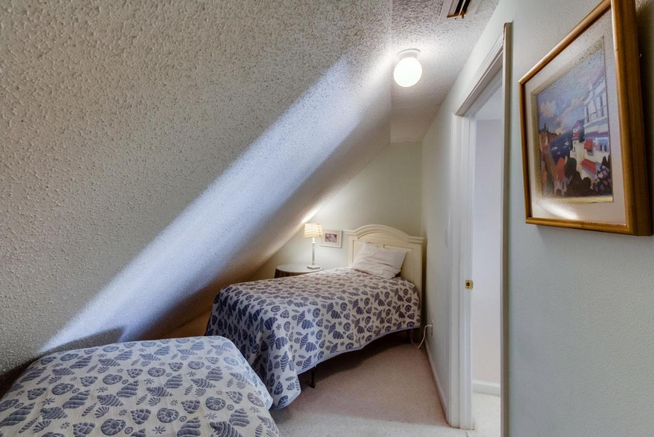 Shores Townhouse By Forehand Holiday home *